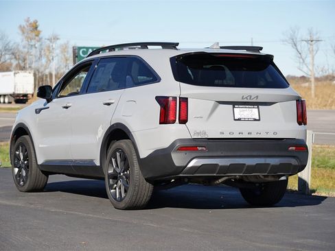 Used 2022 Kia Sorento X-Line EX image 5