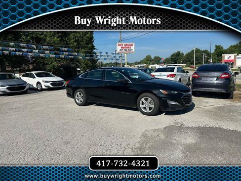 Used 2023 Chevrolet Malibu LS FWD image 1