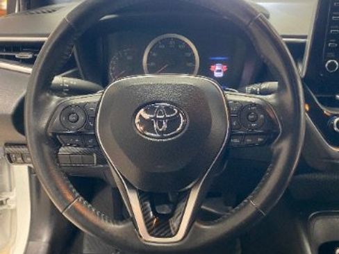 Used 2020 Toyota Corolla SE FWD image 18