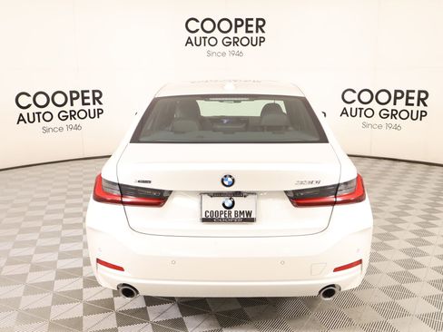 Used 2025 BMW 330i xDrive Sedan image 23
