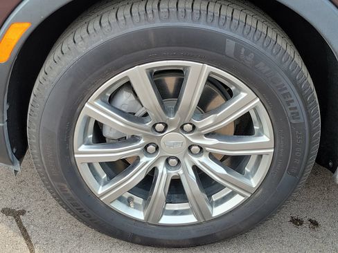 Used 2020 Cadillac XT4 Premium Luxury w/ Cold Weather Package FWD image 6
