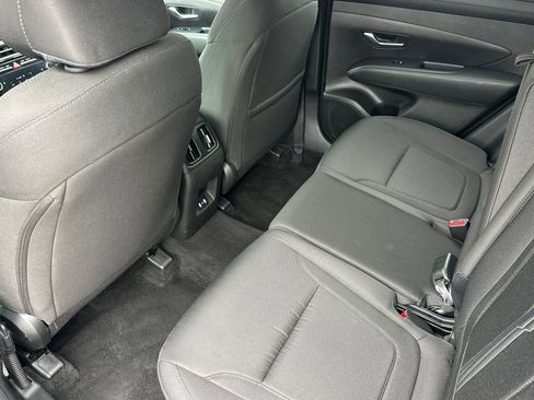 Used 2025 Hyundai Tucson SEL FWD image 13