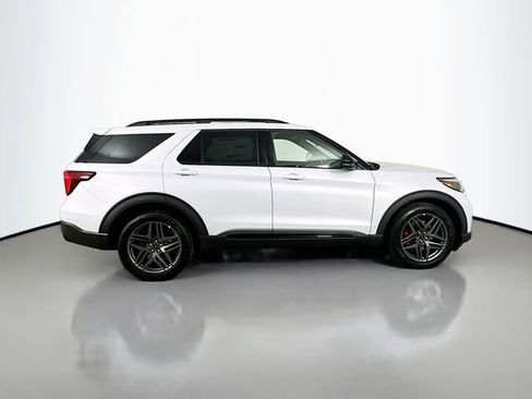New 2026 Ford Explorer ST w/ Sun And Sound Package image 8