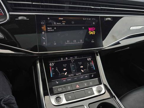 Used 2025 Audi Q7 3.0T Premium Plus w/ Premium Plus Package image 27