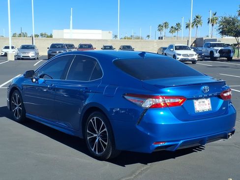 Used 2019 Toyota Camry SE image 10