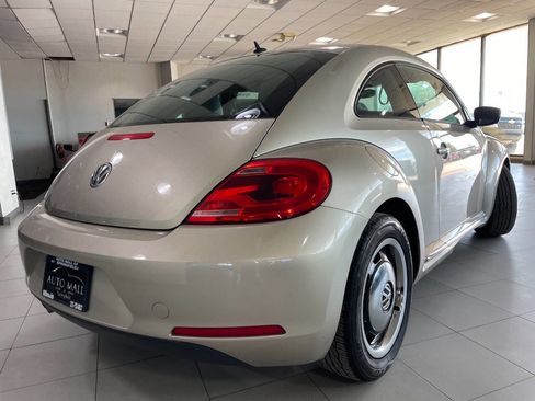 Used 2012 Volkswagen Beetle 2.5 image 7