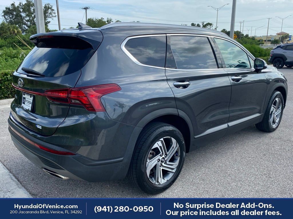 Certified 2023 Hyundai Santa Fe SEL FWD image 11
