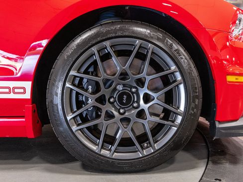 Used 2013 Ford Mustang Shelby GT500 image 11