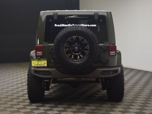 Used 2016 Jeep Wrangler Unlimited Sahara AWD/4WD image 8