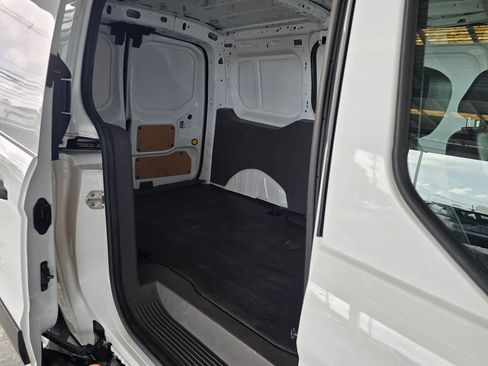 Used 2023 Ford Transit Connect XL image 41