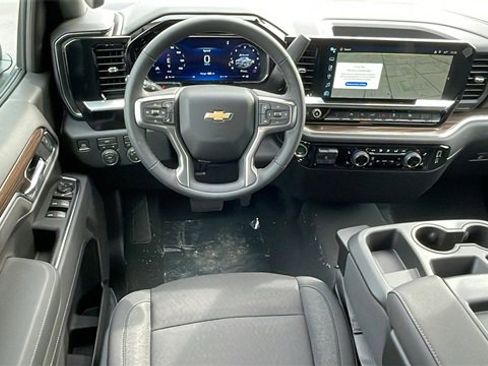 New 2026 Chevrolet Silverado 1500 LT image 14
