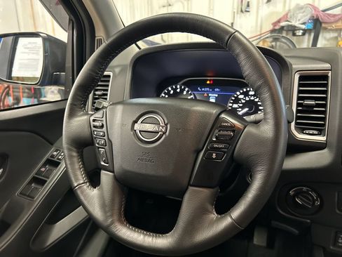 Used 2024 Nissan Frontier SV w/ Technology Package AWD/4WD image 26