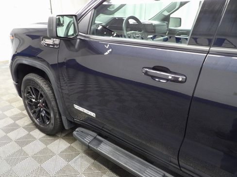 Used 2025 GMC Sierra 1500 Elevation image 57