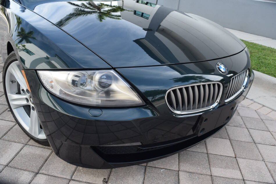 Used 2008 BMW Z4 3.0si RWD image 8