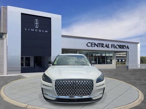 Certified 2023 Lincoln Corsair FWD image 2
