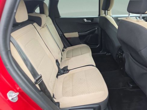 Used 2020 Ford Escape SE FWD image 25