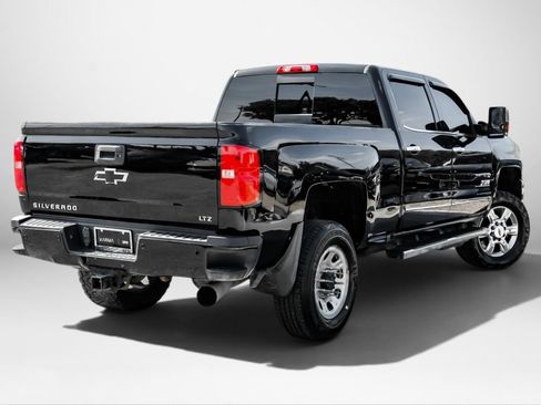 Used 2019 Chevrolet Silverado 2500 LTZ w/ Duramax Plus Package AWD/4WD image 5