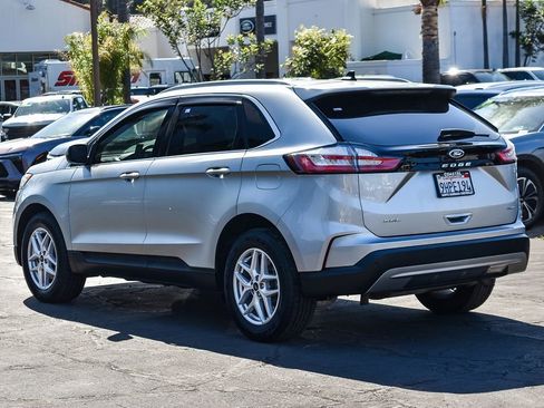 Used 2023 Ford Edge SEL image 4