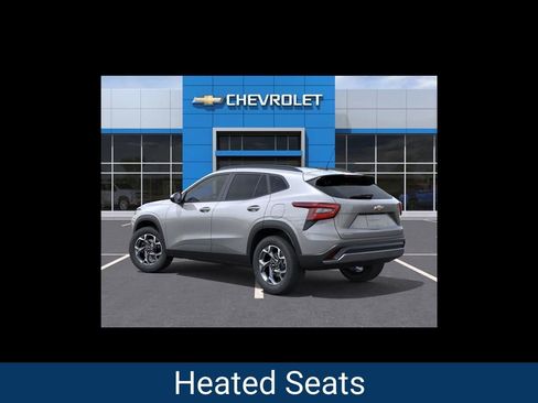 New 2026 Chevrolet Trax LT image 3