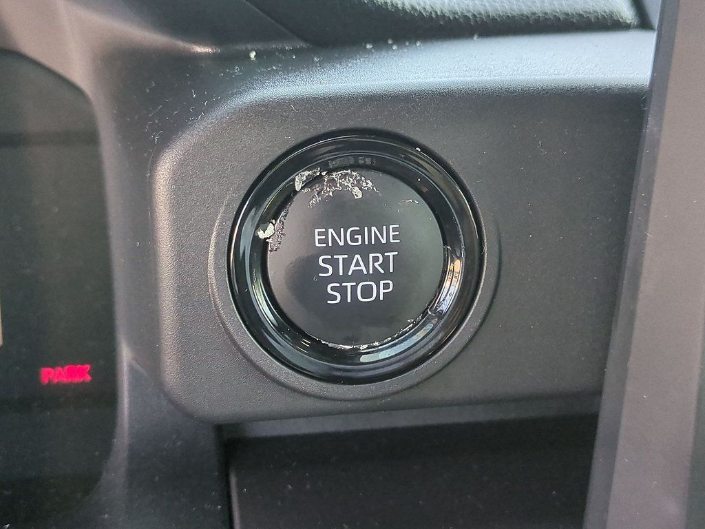 Certified 2026 Toyota Tacoma SR5 AWD/4WD image 26