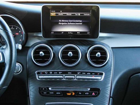 Used 2019 Mercedes-Benz GLC 300 GLC 300 image 14