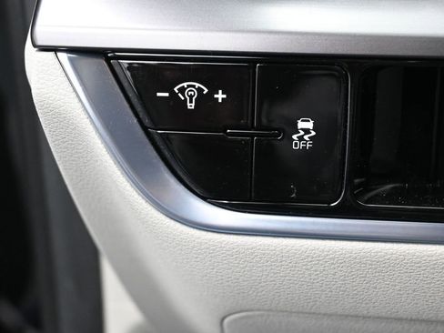 Used 2023 Kia Sportage EX image 14