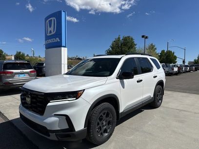 New 2025 Honda Pilot TrailSport