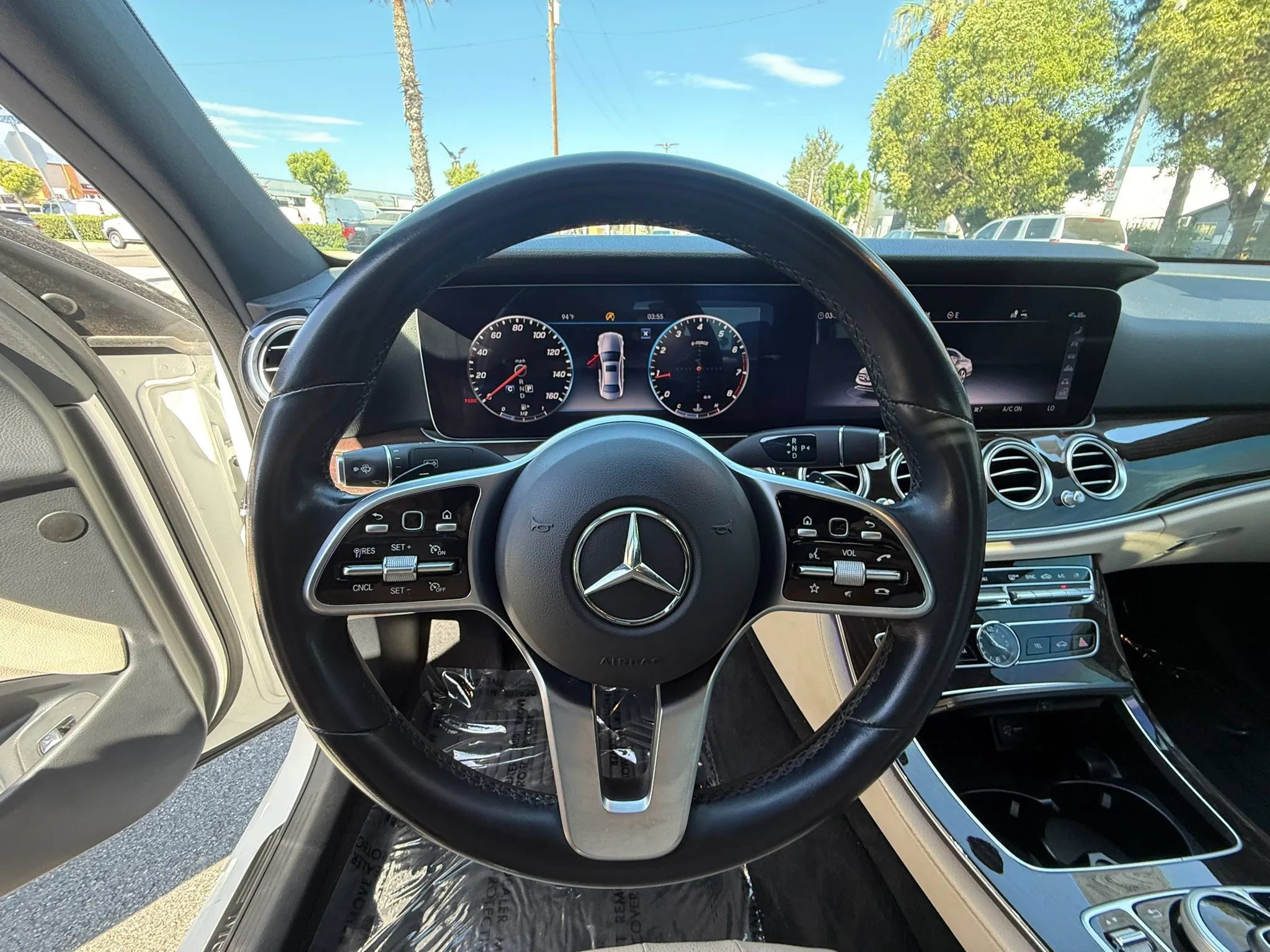Used 2020 Mercedes-Benz E 350 Sedan image 28