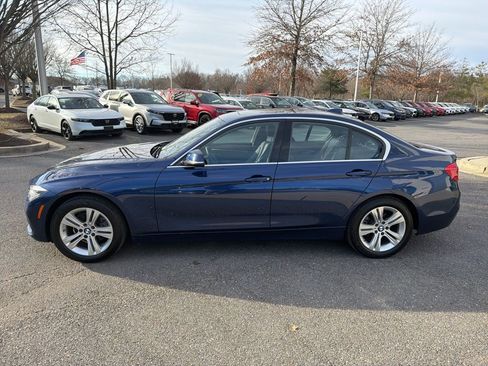 Used 2017 BMW 330i xDrive Sedan w/ Premium Package image 3