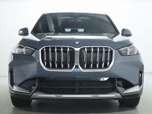 Used 2025 BMW X1 xDrive28i AWD/4WD image 6