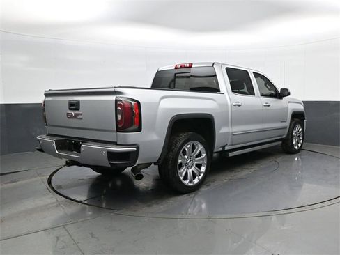 Used 2018 GMC Sierra 1500 Denali w/ Denali Ultimate Package image 5