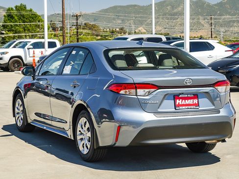 New 2026 Toyota Corolla LE FWD image 5