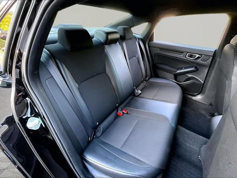 Used 2023 Honda Civic Sport image 17