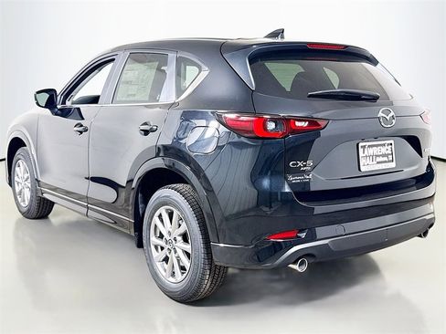 New 2025 MAZDA CX-5 AWD 2.5 S w/ Preferred Package image 3