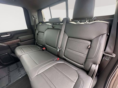 Certified 2023 GMC Sierra 2500 Denali w/ Denali Ultimate Package image 34