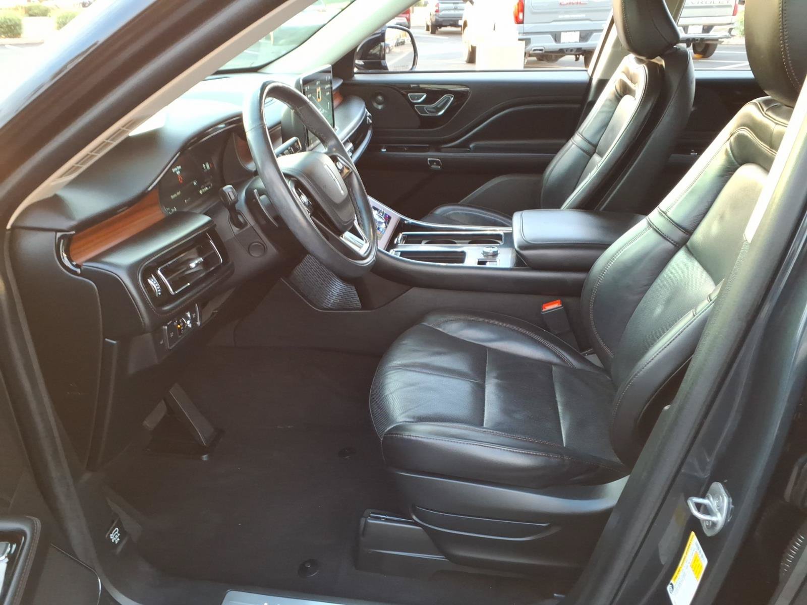 Used 2022 Lincoln Aviator Reserve w/ Elements Package Plus RWD image 16