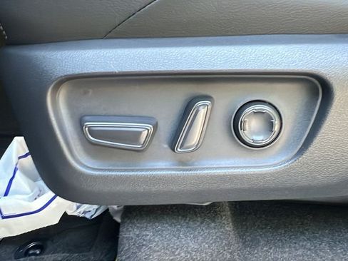 New 2026 Toyota 4Runner Limited AWD/4WD image 15