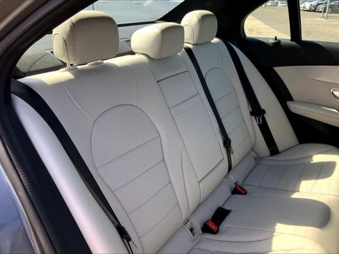 Used 2018 Mercedes-Benz C 300 Sedan image 18