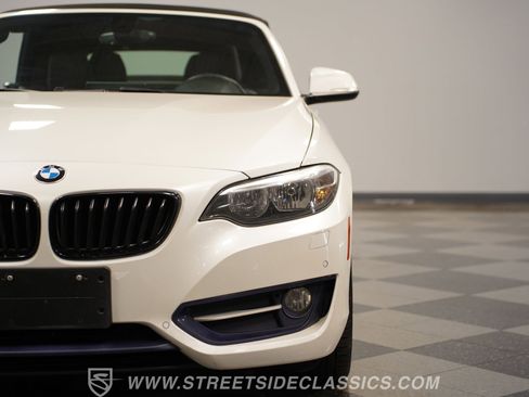 Used 2017 BMW 230i Convertible image 20