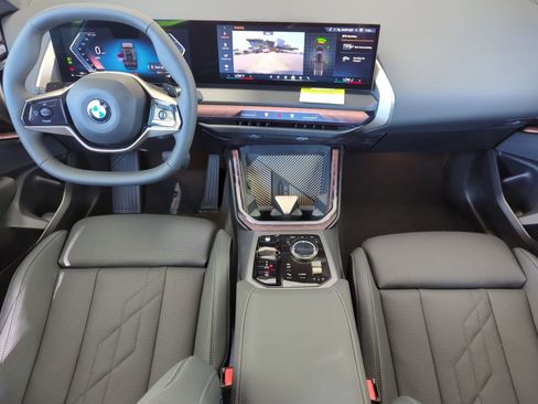 Used 2025 BMW X3 xDrive30i w/ Convenience Package image 23