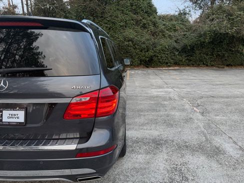 Used 2016 Mercedes-Benz GL 450 4MATIC image 8