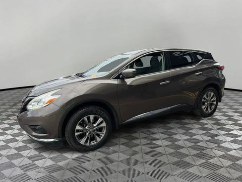 Used 2017 Nissan Murano S AWD/4WD image 2