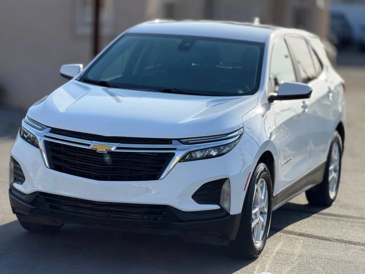 Used 2023 Chevrolet Equinox LT FWD image 5
