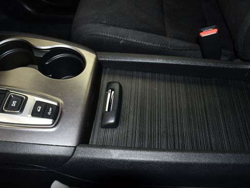 Used 2022 Honda Pilot Sport image 31