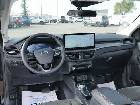 Used 2023 Ford Escape Active w/ Tech Pack #2 image 39