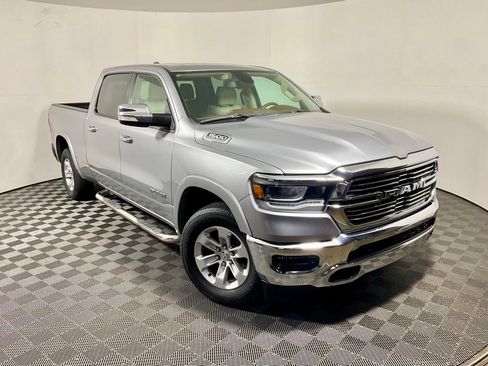 Used 2020 RAM 1500 Laramie AWD/4WD image 5