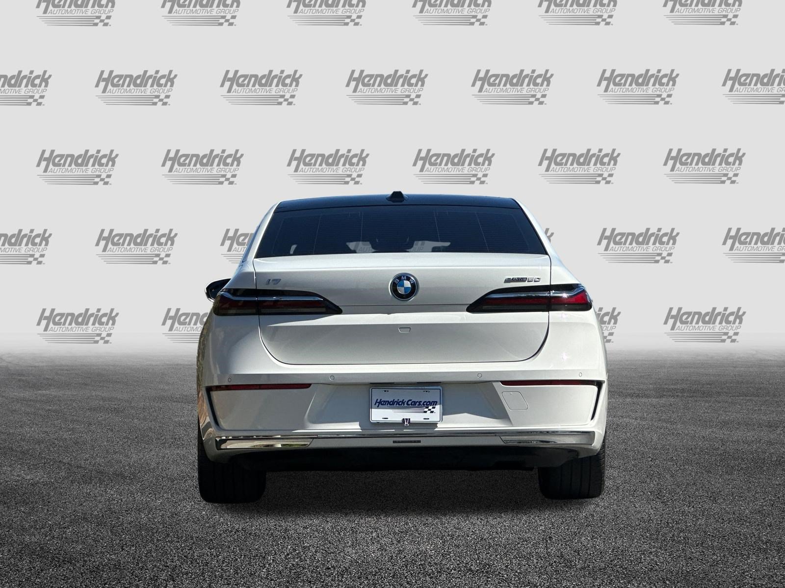 Certified 2024 BMW i7 xDrive60 RWD image 6
