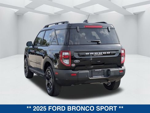 New 2025 Ford Bronco Sport Outer Banks image 7