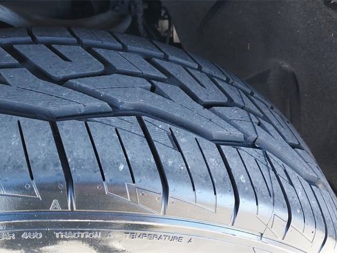 Used 2021 Chevrolet Silverado 1500 Custom image 10