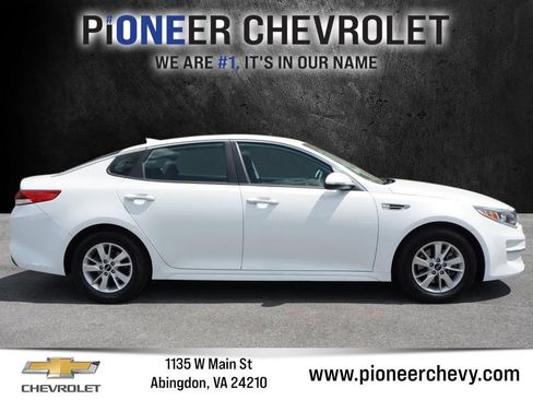 Used 2018 Kia Optima LX image 8